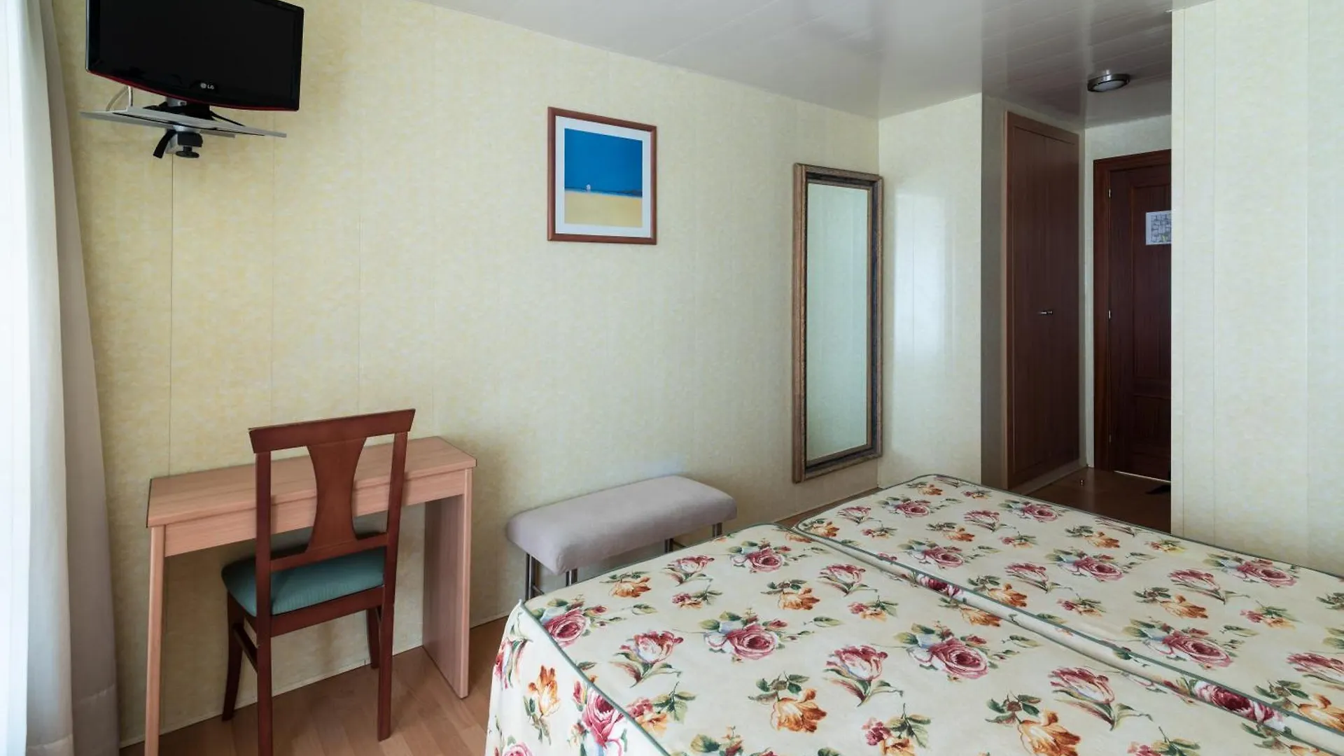 Hotel Bedoya Santander 0*,  Spagna